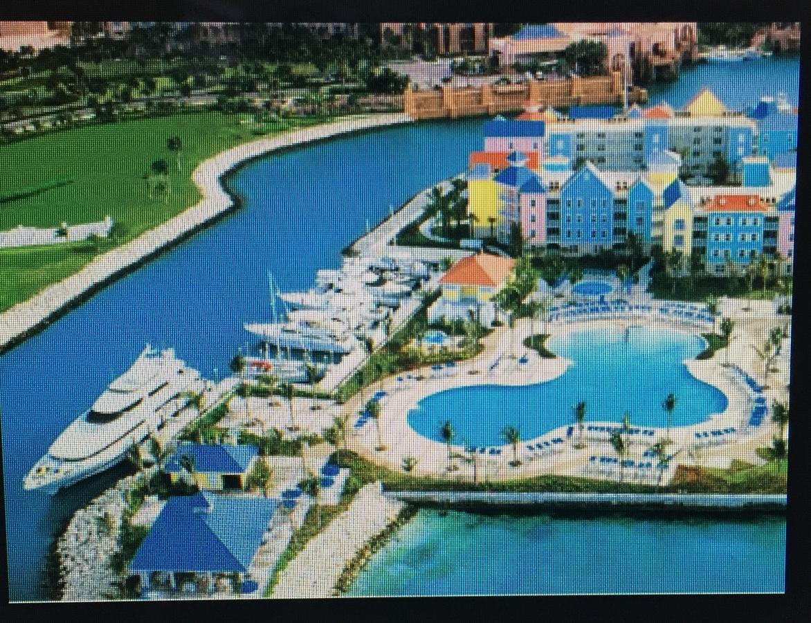 Harborside Resort & Vacation Rentals At Atlantis Насау Екстериор снимка